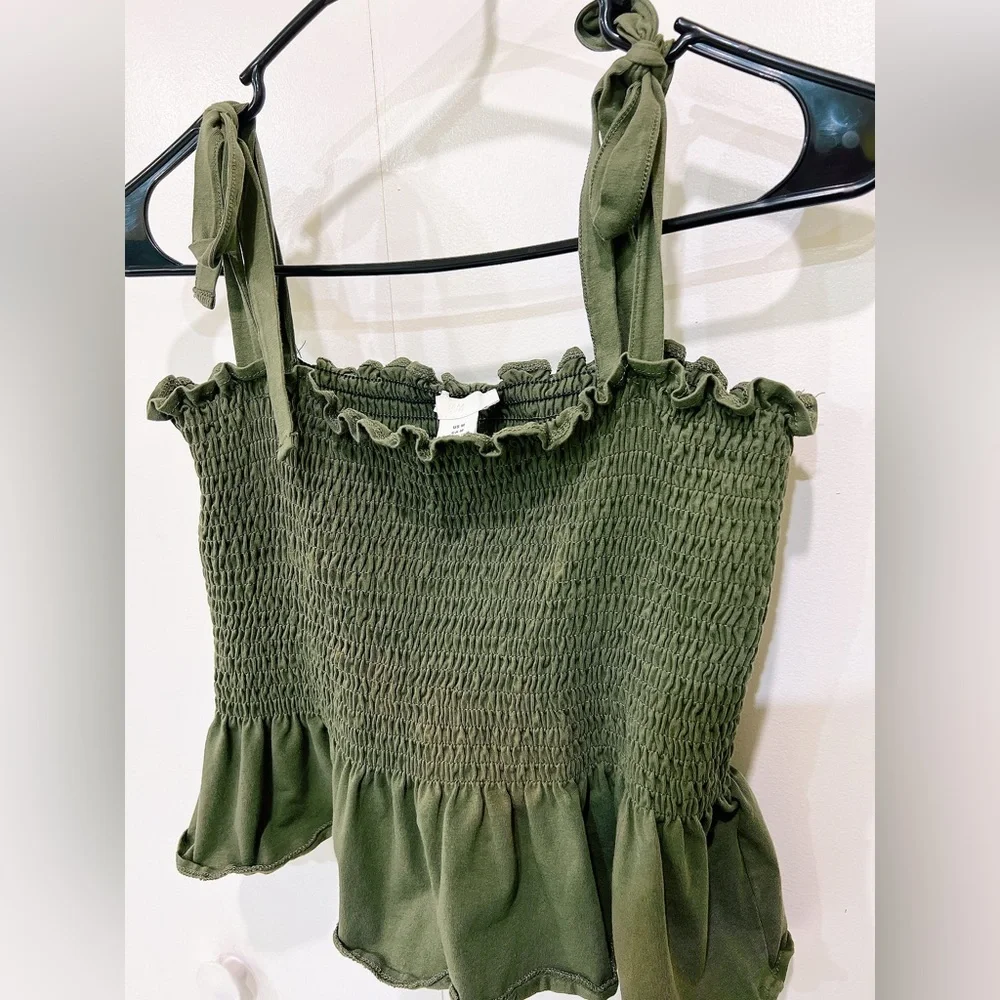 Crop top - Picture 3 of 4